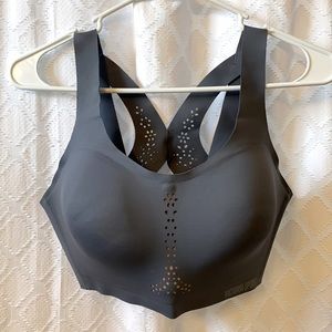36D Victoria’s Secret Sport - Sports Bra